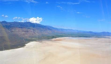 Exploring the Alvord Desert: A Guide to This Hidden Gem