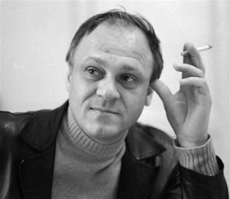 Vladimir Menshov on stage accepting the Academy Award for Best Foreign Language Film.