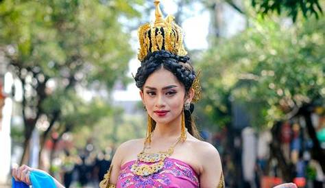 Exploring Themes and Characters in Srikandi Cintaku